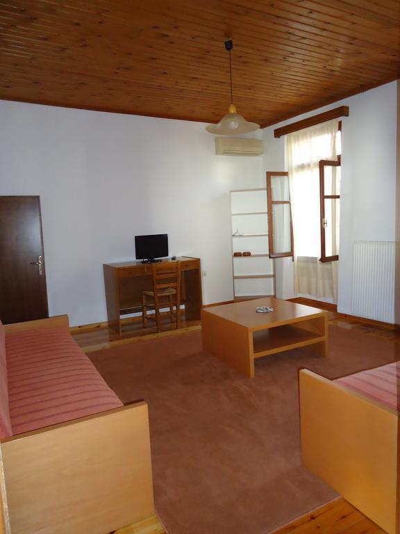 Lilys Apartments Rethymno Zimmer foto